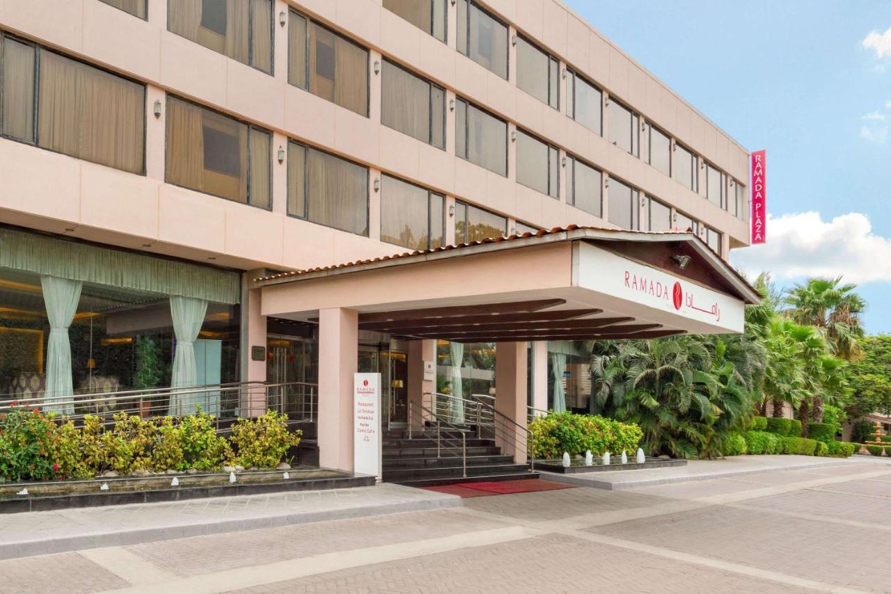 Ramada Plaza By Wyndham Karachi Airport Hotel Экстерьер фото Amaranth Hotel